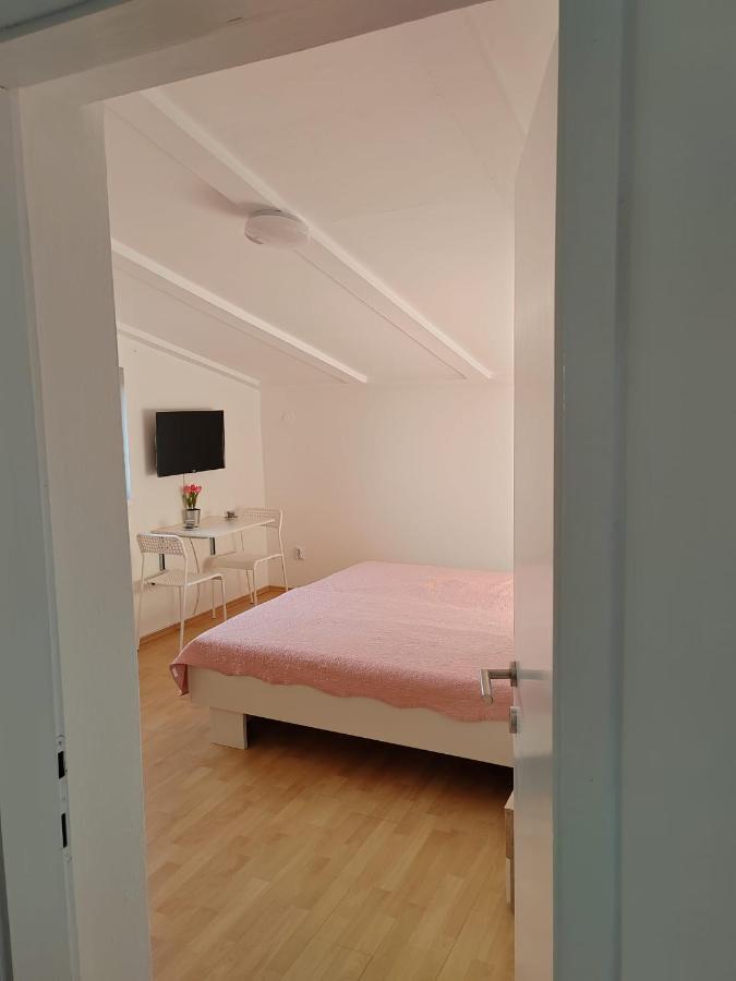 Guesthouse Resan เมดูลิน ภายนอก รูปภาพ